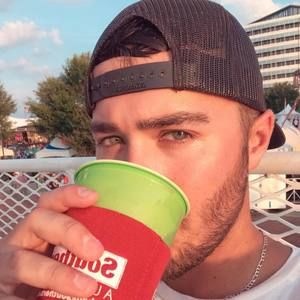 Meet your Posher, Brandon